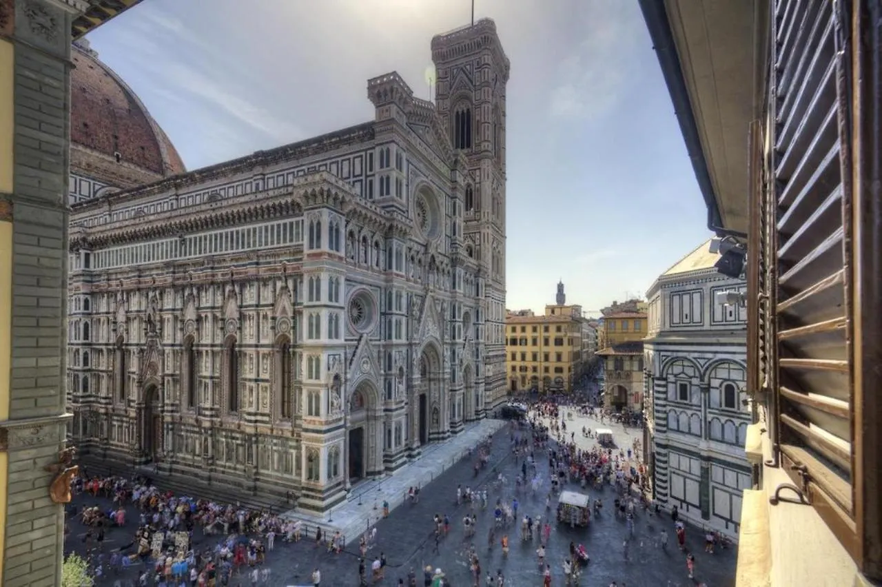 Romantico Attichino Con Terrazzo Vista Duomo !! Florence