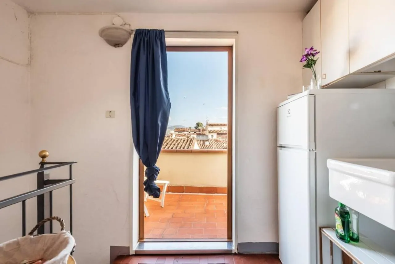 Romantico attichino con terrazzo vista Duomo !! Firenze