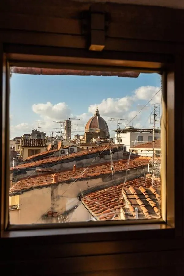 Romantico Attichino Con Terrazzo Vista Duomo !! Florence Apartment